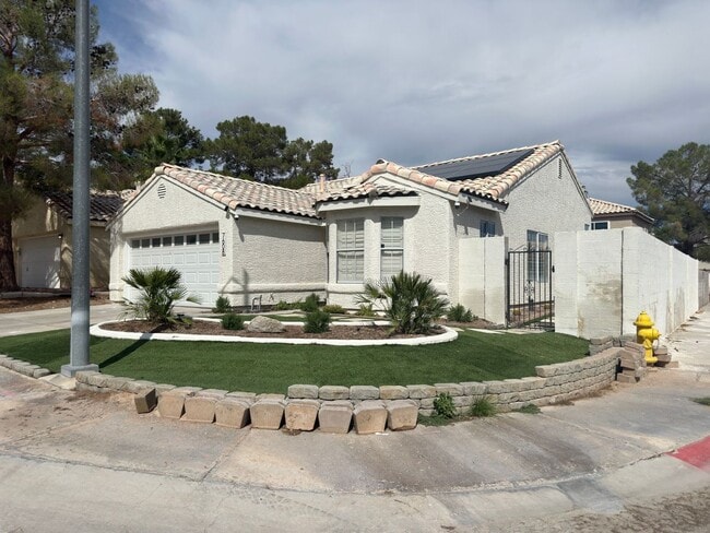 7608 Sea Wind Dr in Las Vegas, NV - Building Photo - Building Photo