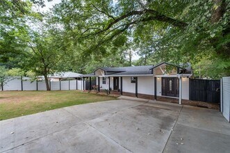 2193 Abner Pl NW in Atlanta, GA - Building Photo - Building Photo