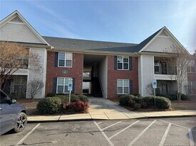 381 Gallery Dr in Spring Lake, NC - Building Photo