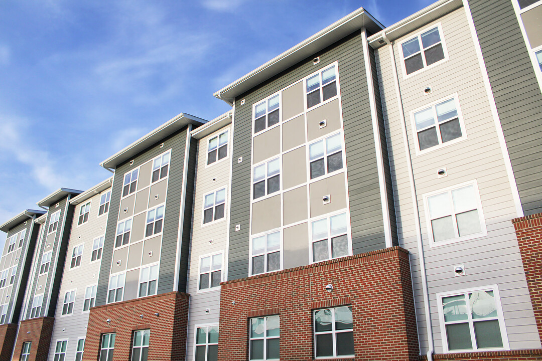 Cold Spring Lane in Baltimore, MD - Building Photo