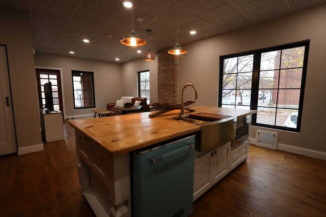 400 N 9th St Rd in Lafayette, IN - Building Photo - Building Photo