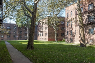 Bayview Owners Corp. in Brooklyn, NY - Building Photo - Building Photo