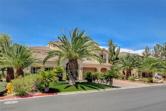 11241 Pentland Downs St in Las Vegas, NV - Building Photo - Building Photo
