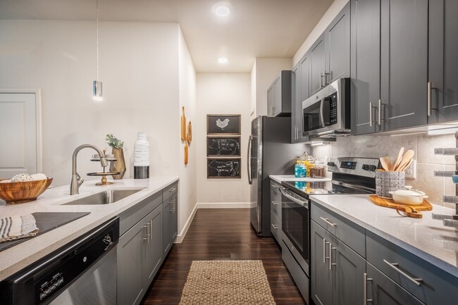 Reserve at Spring Creek in Richardson, TX - Building Photo - Building Photo
