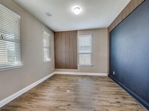 2612 Wayne Ave in Aubrey, TX - Building Photo - Building Photo