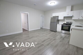 101B 101B Ave in Maple Ridge, BC - Building Photo - Building Photo