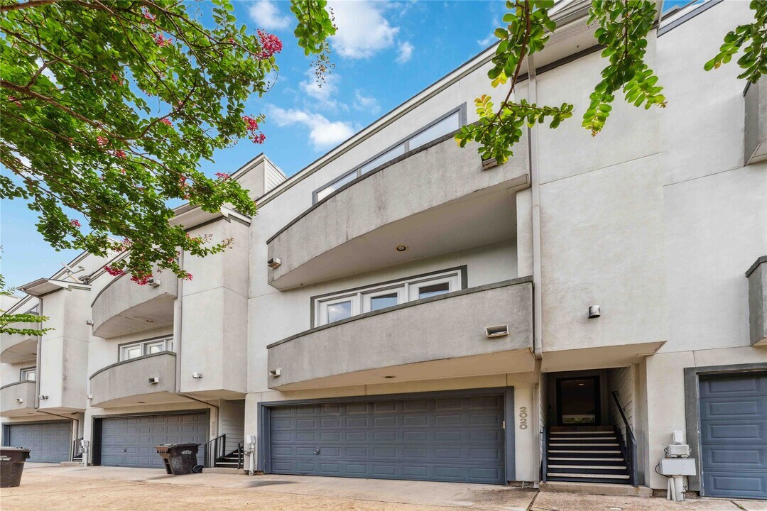 2020 Tuam St in Houston, TX - Building Photo