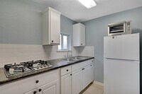 515 English St photo'