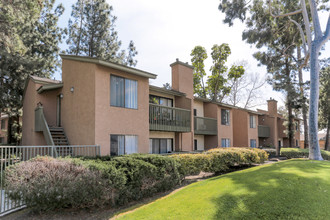 Forest Glen in Lake Forest, CA - Building Photo - Building Photo