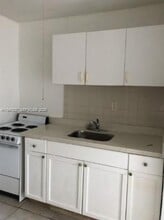 320 NW 2nd Ave in Hallandale Beach, FL - Building Photo - Building Photo
