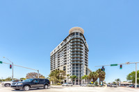 1 Glen Royal Pky in Miami, FL - Building Photo - Building Photo