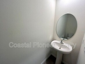 361 Mangrove Shade Cir in Apollo Beach, FL - Building Photo - Building Photo