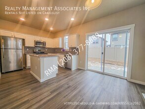 6027 S Boddington Ln in Boise, ID - Building Photo - Building Photo