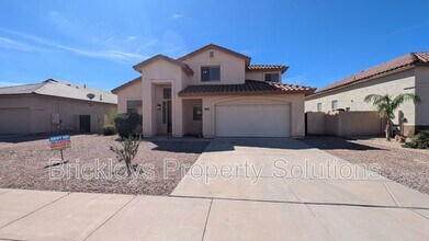 3393 E Wyatt Way in Gilbert, AZ - Building Photo - Building Photo