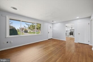 210 Stafford Dr in Winchester, VA - Building Photo - Building Photo