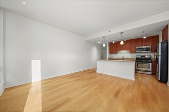 1400 S Michigan Ave in Chicago, IL - Building Photo - Building Photo