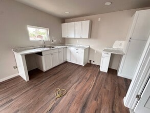 45 W 400 S in Price, UT - Building Photo - Building Photo