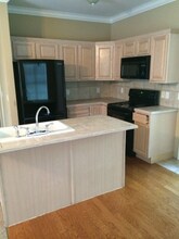 1774 N Gregg Ave, Unit 2 in Fayetteville, AR - Building Photo - Building Photo