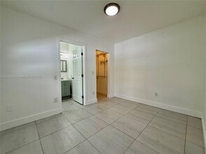 1620 NW 3rd St in Miami, FL - Building Photo - Building Photo