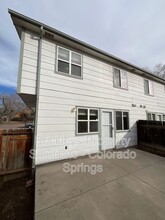 1875 W Yampa St in Colorado Springs, CO - Foto de edificio - Building Photo