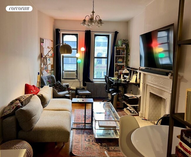 346 W 87th St in New York, NY - Building Photo - Building Photo