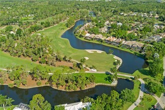 780 Waterford Dr in Naples, FL - Building Photo - Building Photo