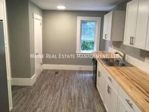 29 Autumn St in Bangor, ME - Building Photo - Building Photo