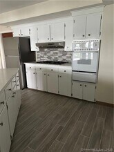 82 Cove St in New Haven, CT - Building Photo - Building Photo