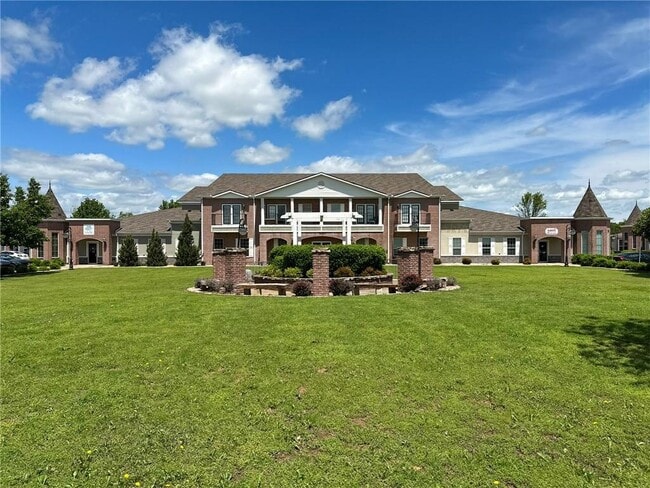 111 SE 22nd St in Bentonville, AR - Building Photo - Building Photo