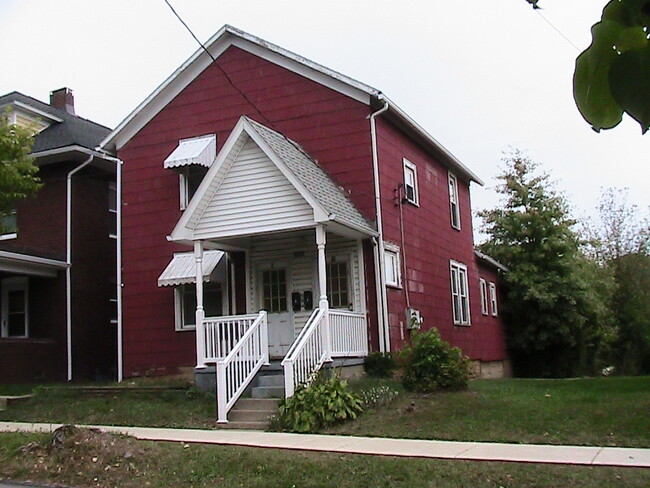 property at 1 S 6th St