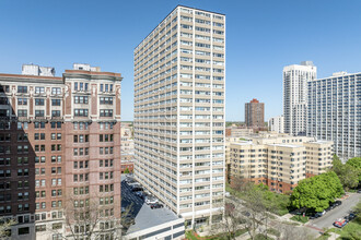 Carmen Marine Apartments in Chicago, IL - Building Photo - Building Photo