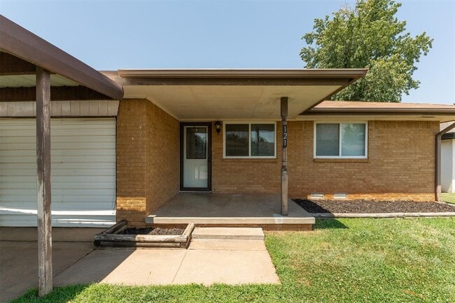property at 121 Larry Ave