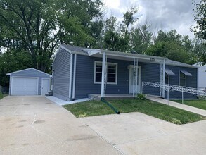 5538 N 65th St in Omaha, NE - Building Photo - Building Photo