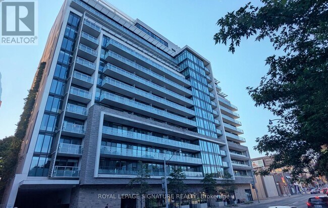 property at 714-3018 YONGE St