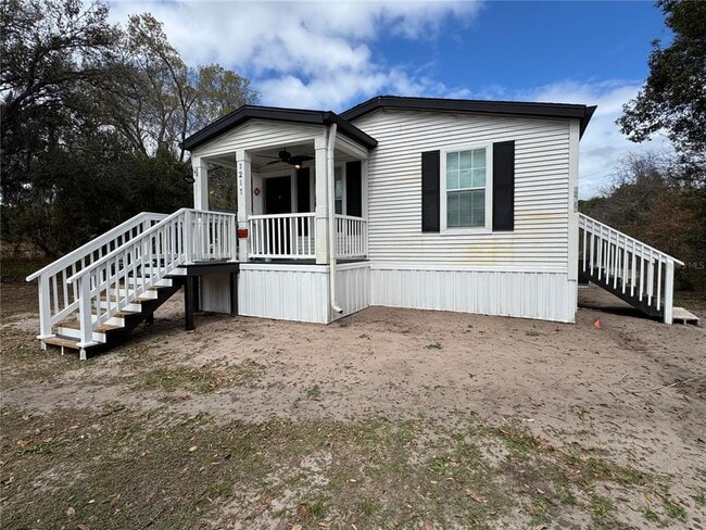 property at 3217 Old Tampa Hwy