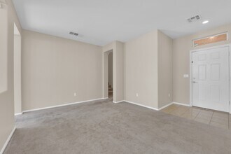 8661 Rowland Bluff Ave in Las Vegas, NV - Building Photo - Building Photo