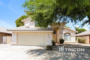 1808 E Barbarita Ave in Gilbert, AZ - Building Photo