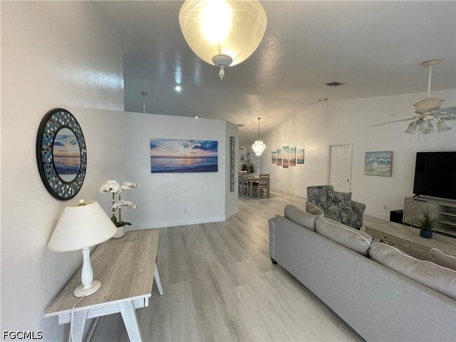 12196 Matlacha Blvd in Cape Coral, FL - Building Photo - Building Photo