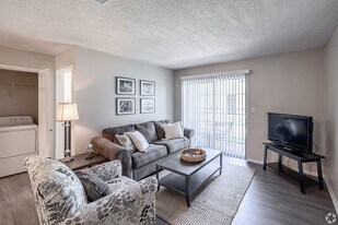 Village Square of Hot Springs in Hot Springs, AR - Building Photo