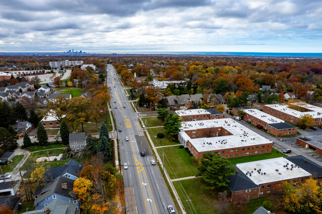 Heights Garden Apartments in Cleveland Heights, OH - Building Photo - Building Photo