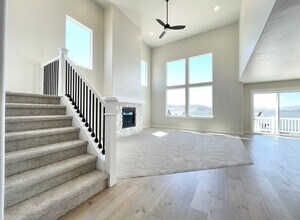 463 North in Saratoga Springs, UT - Building Photo - Building Photo
