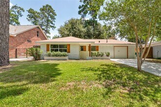 6023 Pineshade Ln in Houston, TX - Building Photo - Building Photo