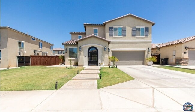 property at 624 Las Villas St