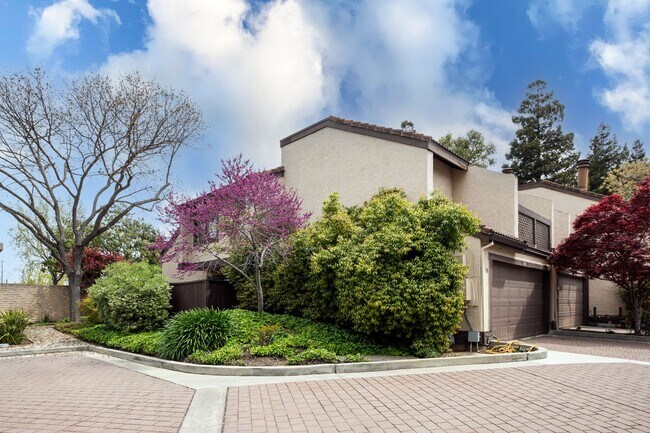 1467 Tyler Park Way in Mountain View, CA - Building Photo - Building Photo