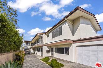 1015 Ashland Ave in Santa Monica, CA - Building Photo - Building Photo