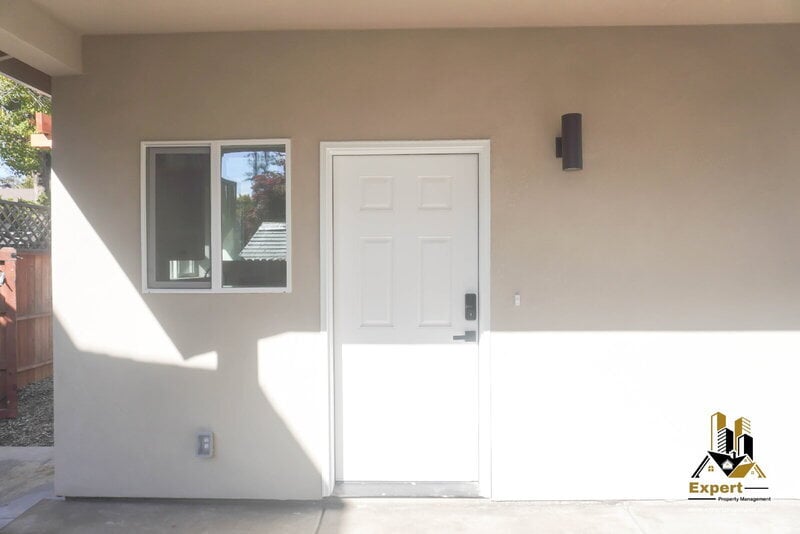 125 B St in Roseville, CA - Building Photo