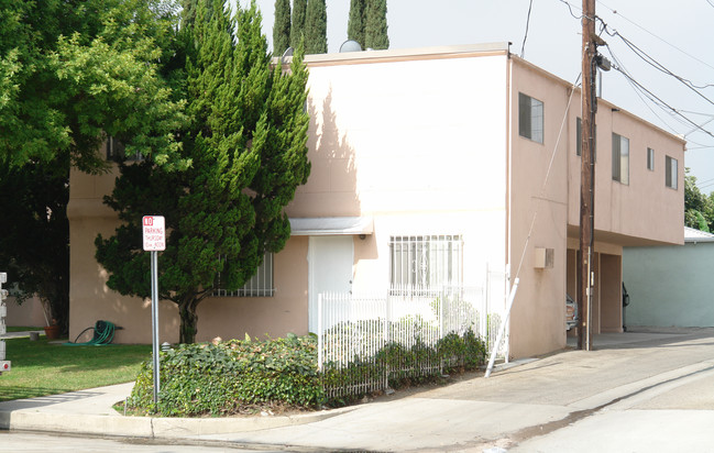 1500 Broadway in Burbank, CA - Building Photo - Building Photo