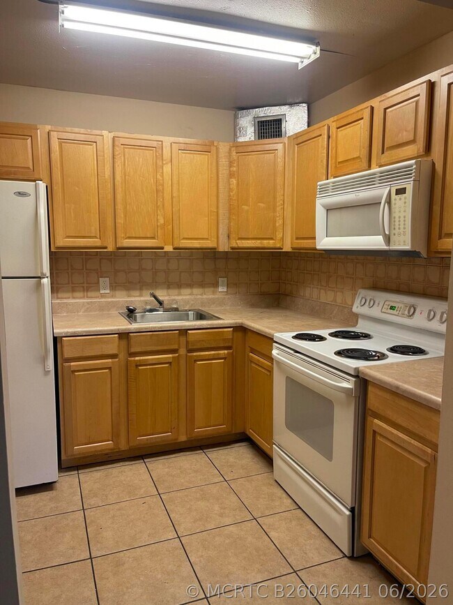 property at 420 S B St
