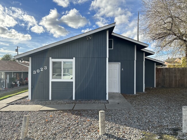 3023 N Hogan St, Unit A