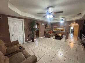 717 1/2 O'Kane St in Laredo, TX - Foto de edificio - Building Photo